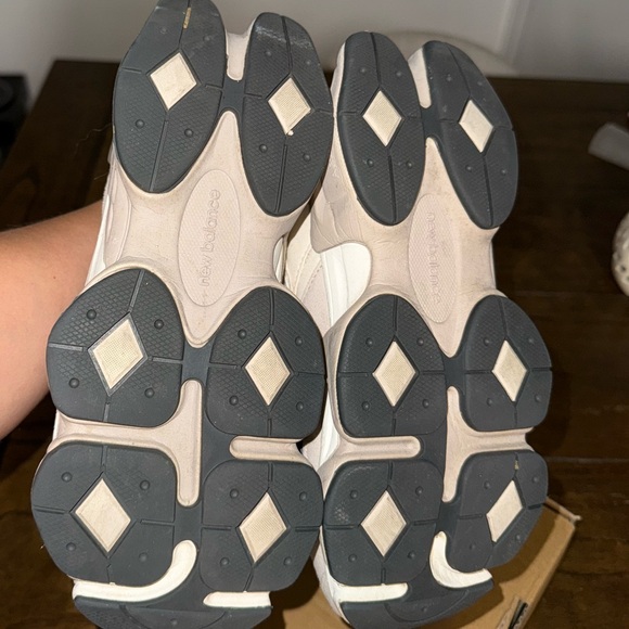 New Balance 9060 Moonrock - Picture 4 of 7